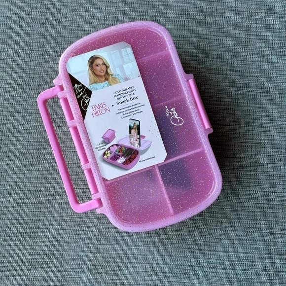Paris Hilton Light Pink Version Bento Snack Box Lunchbox & Gift With Purchase - Picture 3 of 12